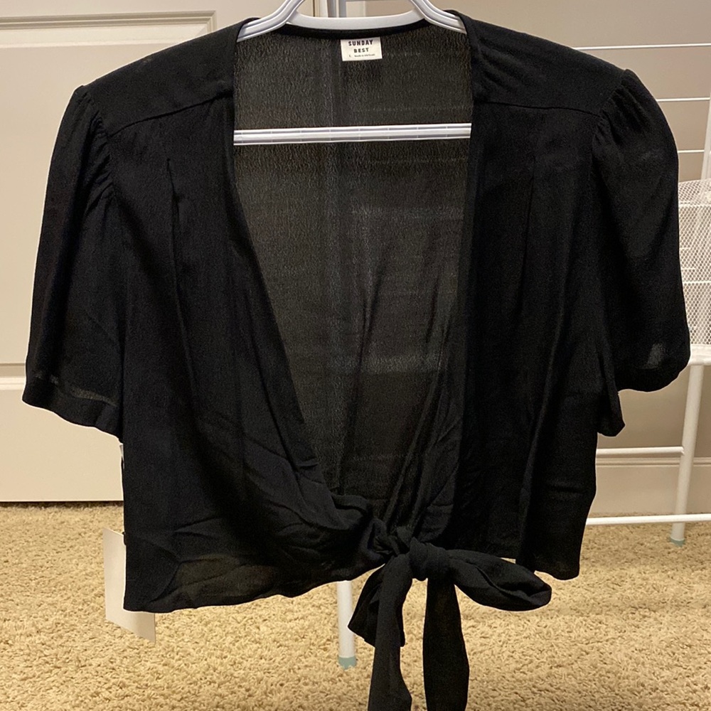 Sunday Best olsen crop top - size L
